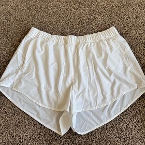 Old Navy women’s, white athletic shorts, XL, LIKE NEW